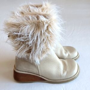 Destroy Faux Fur Leather Chunky Cream Colored Boots Women's Size 39